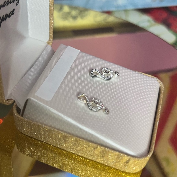 Sterling Sliver Earrings Jewelry Post stamped 925 w/ rhinestone - Picture 3 of 7